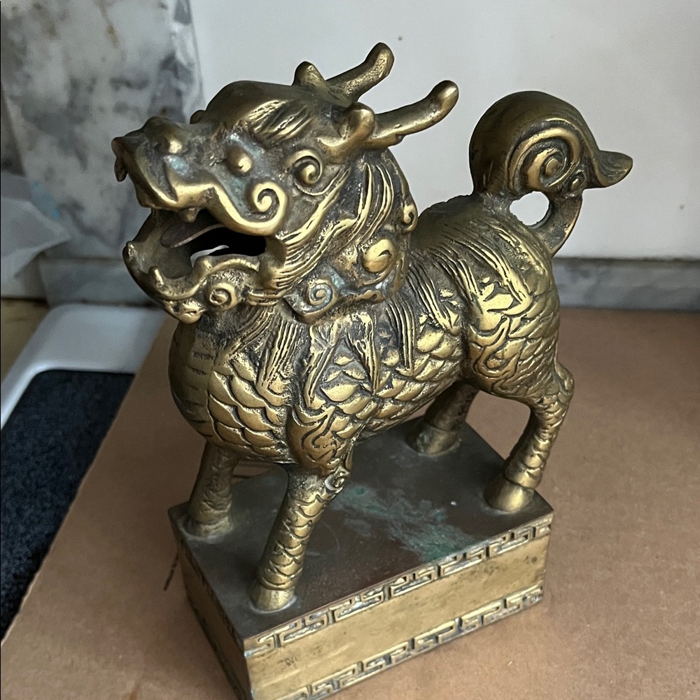 Antique-Style Gold Brass Foo Dog Statue - Decorative Home Art 8 Inch